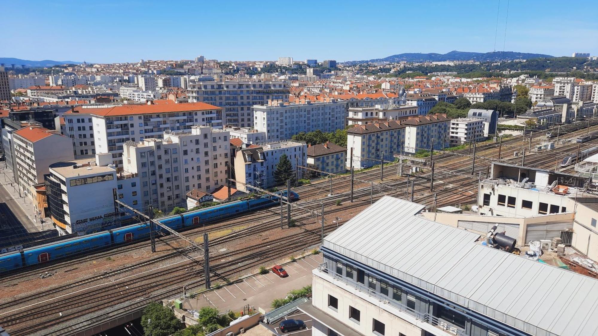 Terrasse De La Gare Lião Exterior foto